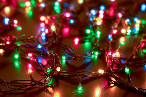 Christmas Tree Lights Wallpapers Top Free Christmas Tree Lights Backgrounds Wallpaperaccess