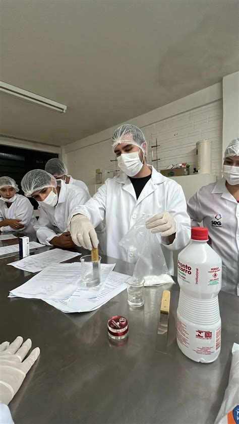 Alunos Do Técnico Em Farmácia Participam De Aula Imersiva Sobre