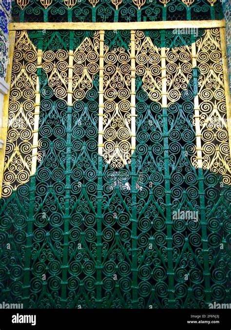 masjid madina munawara, saudi arabia Stock Photo - Alamy