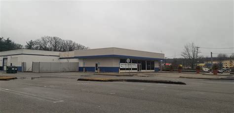 Sears Auburn Mall Auburn MA January 2022 Mike Kalasnik Flickr