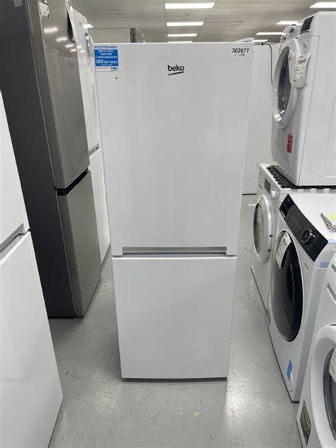 Beko Crfg W Frost Free Fridge Freezer White F Rated