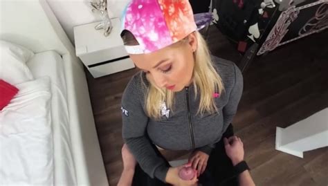 Handy Mandy Huge Boob Blonde VR Porn Video VRPorn