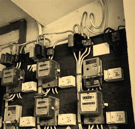 electrical supply distribution  road  travelled