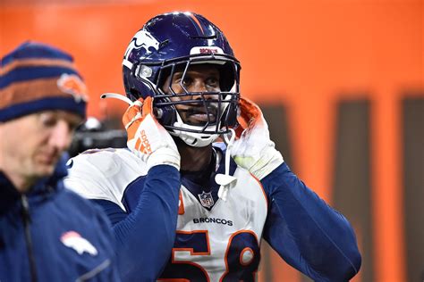 Von Miller Traded From The Broncos To The Rams The Washington Post