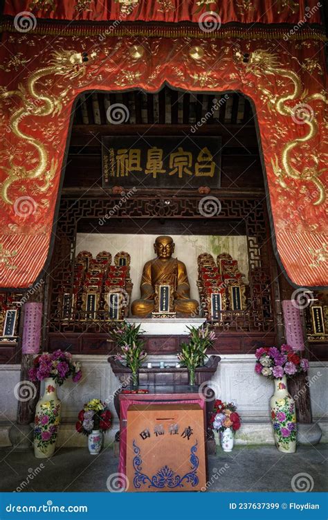 中国国庆寺 库存图片 图片 包括有 中国 寺庙 发芽 朝代 挂接 在期间 原来地 237637399