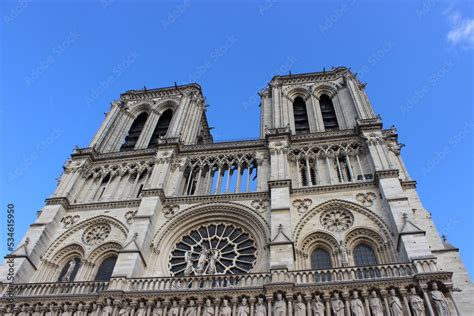 Notre Dame Cathedral From The Outside Notre Dame In Perfect Shape