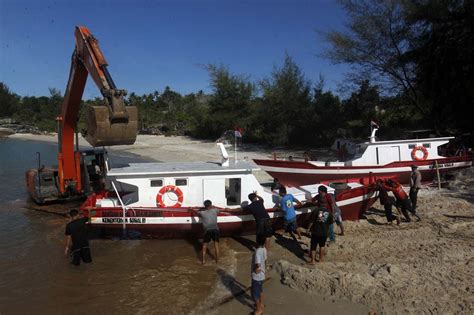 FOTO 51 Kapal Penangkap Ikan Bantuan Kemensos RI Siap Diserahkan Untuk