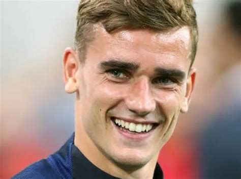 Antoine Griezmann Signe Un Gros Contrat Public