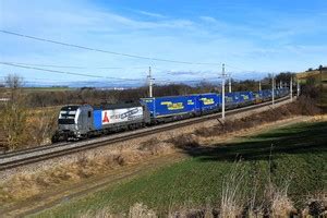 Siemens Vectron Ac Operated By Retrack Gmbh Co Kg