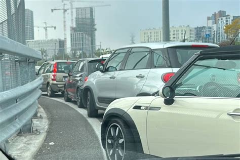 Col Nuovo Centro Merlata Bloom Caos Nel Quartiere Traffico In Tilt E