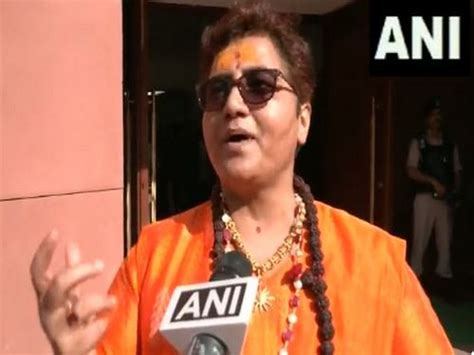 Bjp Mp Pragya Thakur Lauds Pm Modi For Tabling Of Womens Reservation Bill