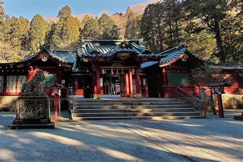 Hakone Shrine | Travel Information