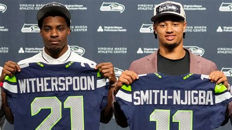 Nfl Trade News On Twitter The Seattle Seahawks Got The Best Cb In Devon Witherspoon And The