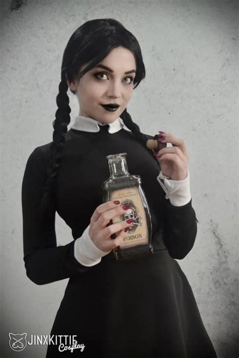 Wandinha Addams - por Jinxie Cosplay - Cosplay Time