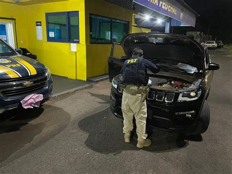 Prf Recupera Em Ourinhos Carro Roubado Em Santo Andr Sp H Um M S