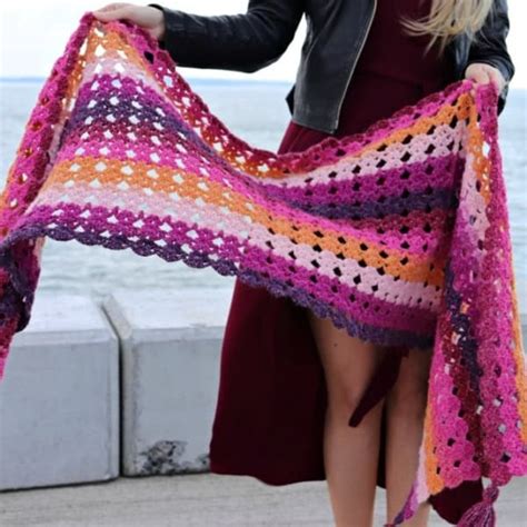 Easy Rectangular Crochet Shawl Free Pattern Annie Design Crochet