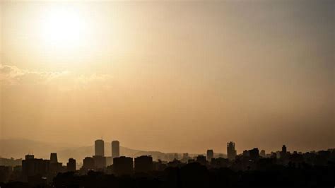 Incendio Arrasa Amplias Zonas De Monta A Que Abastece De Agua A Caracas