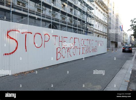 Zagreb Croacia De Noviembre De Un Gran Graffiti Detener El