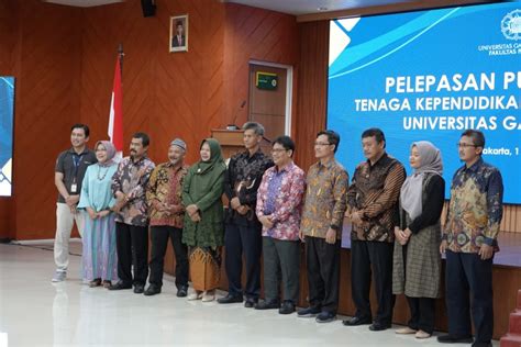 Pelepasan Purna Tugas Tenaga Kependidikan Fakultas Farmasi Ugm