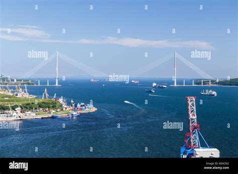 Russkiy Bridge, Vladivostok, Russia Stock Photo - Alamy