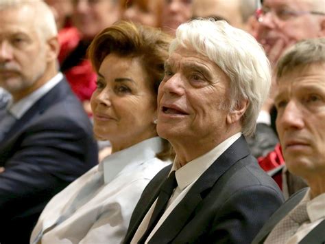 Bernard Tapie Atteint D Un Cancer Avec Sa Femme Ils Profitent Au