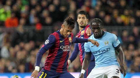 Ligue Des Champions Dynamo Kiev Manchester City Bacary Sagna Et