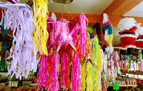 Se Exhiben Ya Las Tradicionales Piñatas