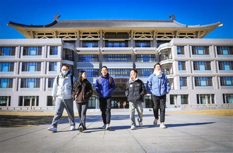 In Pics Spring Semester Begins At Peking University