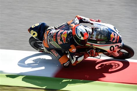 Red Bull Motogp Rookies Cup Yuki Kunii Takes Pole Position At Mugello