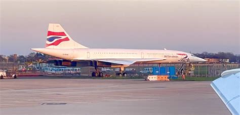 Concorde @ Heathrow : r/aviation