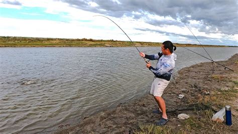 Pesca De Costa En Un Lugar Nuevo Y Escondido Youtube