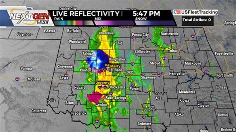 Lacey Swope On Twitter Rt Aadamswx Radar Snapshot 547 Pm Band Of Snow West Of Okc Has