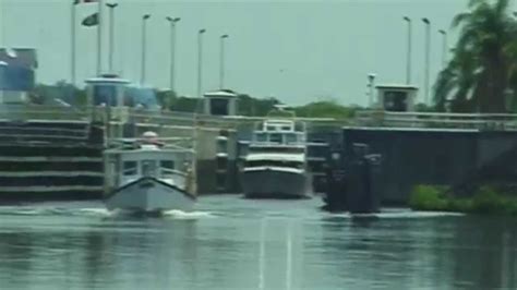 Okeechobee Waterway Tips On How To Navigate Boat Locks Youtube