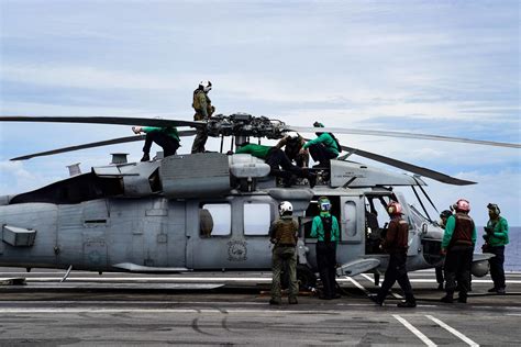 200625 N RF825 1027 PHILIPPINE SEA June 25 2020 Sailors Flickr