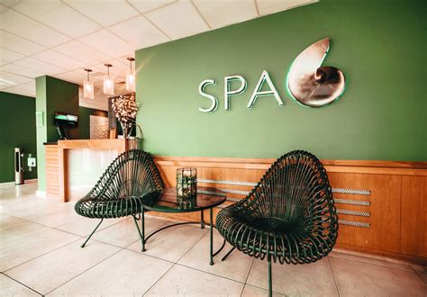 De Vere Cotswold Water Park makes a splash with £100k spa refresh