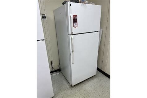 Hotpoint Refrigerator Model Hth17cbtzrww