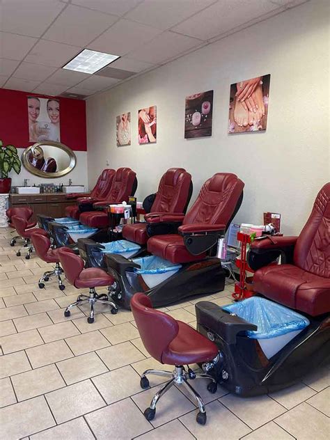 Bán Tiệm Nail Nhà Hàng Phở In TX MUA BAN TIEM NAILS USA