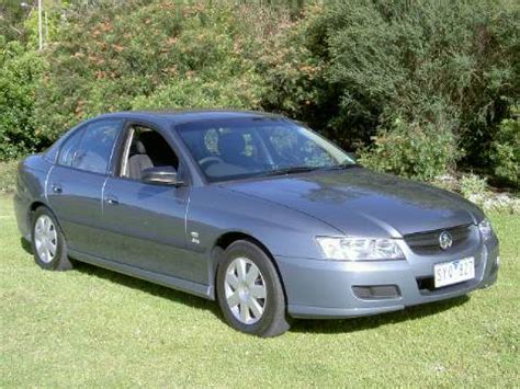 Holden Commodore VZ Crewman: Photos, Reviews, News, Specs, Buy car