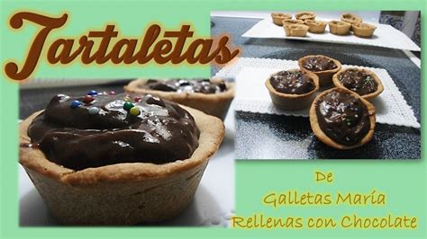 Tortine Con Crema Pasticcera E Bonbon Al Cioccolato E Tortine Con