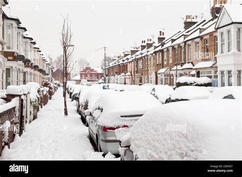 Winter London Street Hi Res Stock Photography And Images Alamy