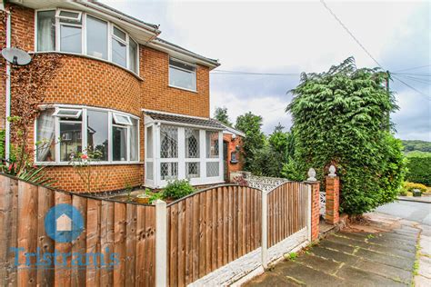 3 Bedroom Semi Detached House For Sale In Perth Drive Stapleford Ng9