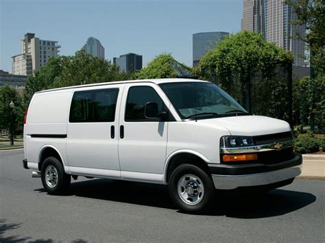 2021 Chevrolet Express 2500 Deals, Prices, Incentives & Leases ...