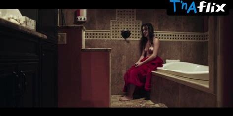 Jemma Dallender Bikini Scene In Disappearance Tnaflix