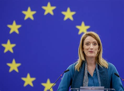 Vis O Presidente Do Parlamento Europeu Pede Passo Em Frente Sobre