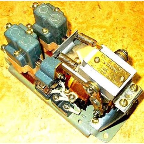 Контактор КМ2211 25А, новый в наличии с сертификатом