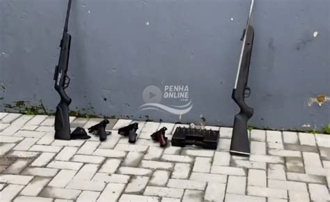 VÍDEO Polícia Militar apreende armas e munições em Penha Penha