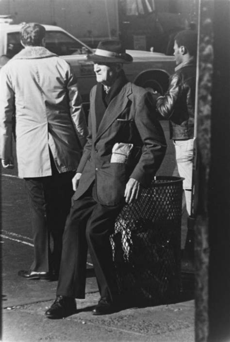 23 Pictures Of Pimps Prostitutes And Homeless Of 1970s Times Square Through A Bartenders