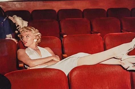 Ageless Photography Marilyn Monroe Behind The Scenes Of The Seven