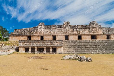 Complejo De Construcci N Del Cuadr Ngulo De Las Monjas En Las Ruinas De