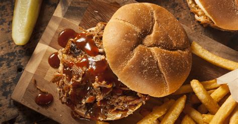 10 Best Sauces For Pulled Pork Insanely Good